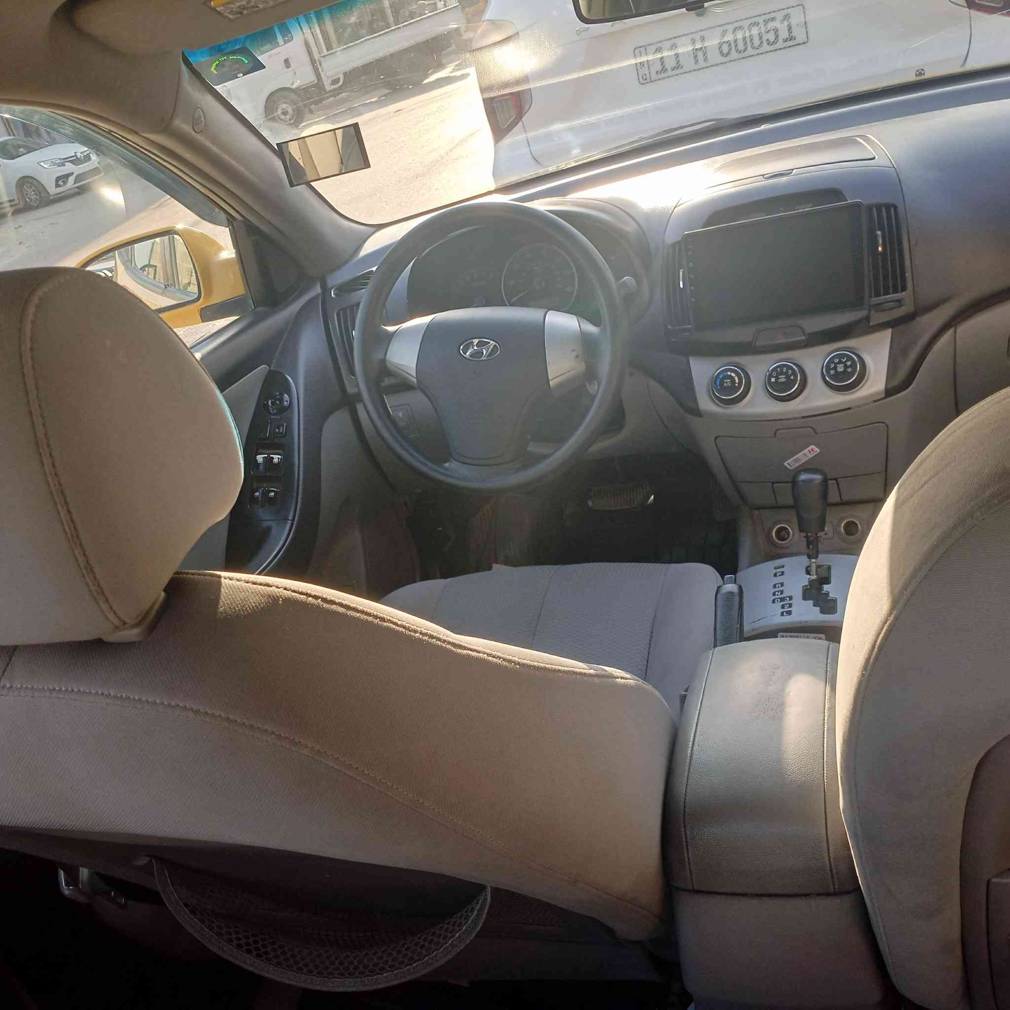 سلام عليكم النتراء موديل 2009وارد مريكي سيارة بيعه بجم جاملغ وبنيد تبريد ثلج مكينه كير
 خير من الله لايتات زنون هيه غرامه مصفرة سعر 77 وبيعه مجالشراي يخابر وبلخدمه ***********
