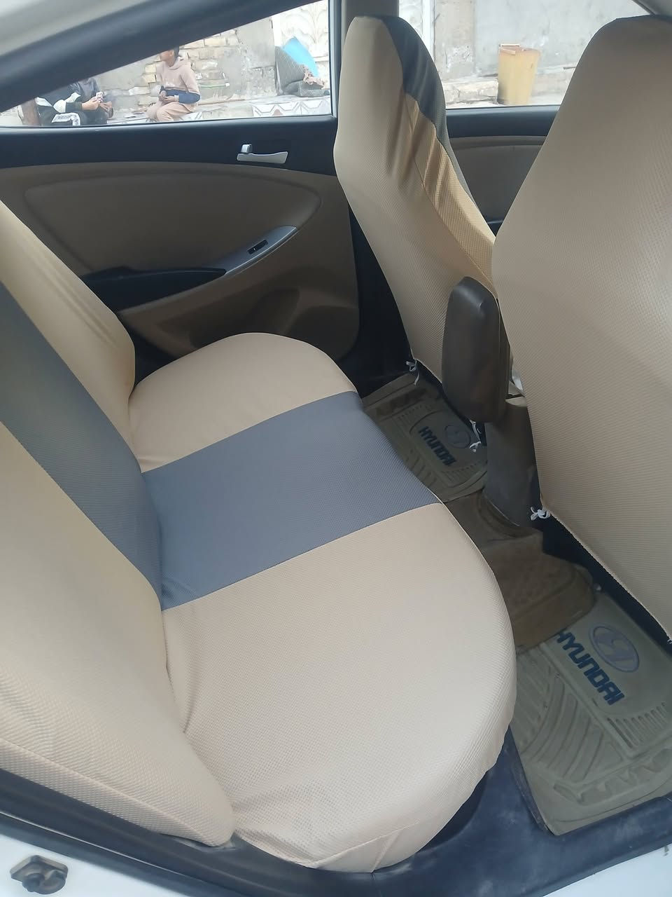 السلام عليكم للبيع أكسنت موديل 2016 مكفوله من الضربه محرك 1400 سعر ٩٠ وبيها مجال للشراء رقمي ***********
