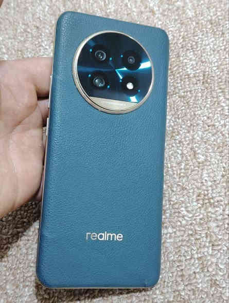 ريلمي 13 برو بلص فايف جي 

نسخه عالميه 

مستبدل حساس فقط 

ذاكره 512 رام 12+12

شاشه اوملد منحنية بصمه بالشاشه

بصمه بالشاشه 

كامره 50 اسو اي  زوم 120X

بطاريه 5200 ملي امبير
 
سعره 250 وبي مجال عنوان النجف رقم الهاتف ***********
