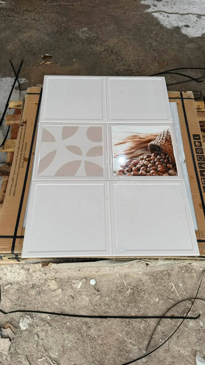 السلام عليكم 
متوفر لدينا سيراميك هندي فضلات (فقط جداري)
البصرة_قضاء المدينة
للتواصل ***********
