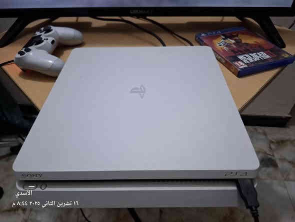 سلام عليكم بلي فور سلم نص تيره جديد لوك أونلاين نظيف ممفتوح مكاني الحلة سعره ٢٥٠ و بي مجال ***********
