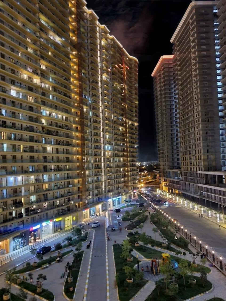 غرفةوصالةمؤثثةزيرو إيجار دائمي
مجمع رؤيا تاور/أربيل/شارع100/
/المربع الذهبي/مقابل القرية الإنكليزية/
للإستفسار واتساب ***********
 مواصفات:
مساحة 85متر📍
بلكون/واجهةعلى شارع100/
واجهةعلى إمباير 📍
خدمات 24ساعة 📍
مطاعم ومقاهي 24📍
حديقة أطفال 📍
ماركيت 24ساعة 📍
صيدلية +مكوى📍
نادي جيم داخل المجمع 📍 أربيل, العراق
