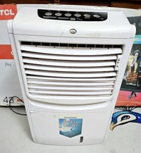 TCL ٤٣ • فيها ضربه • ثلاجة صغيرة شغاله