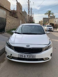 كيا فورتي 17 للبيع وارد امريكي حادثها بامريكا جاملغ خلفي  بل عراق جامل...
