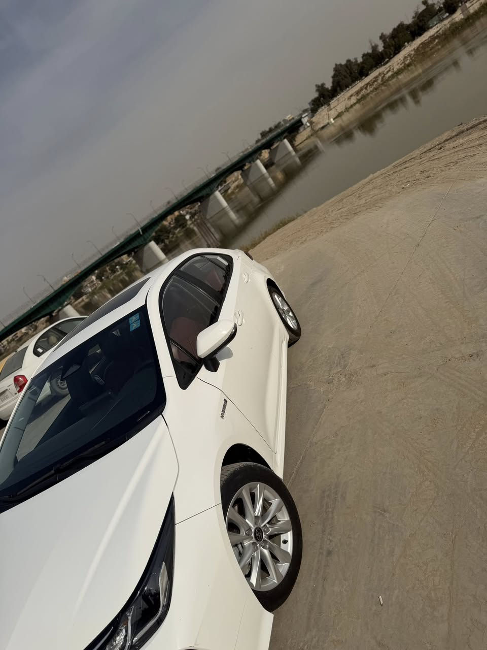 🚗 للبيع كورولا هايبرد 2023 خليجي

سيارة نظيفة جداً واستعمال قليل  
داخل ماروني مميز ✨  
رقم بغداد جديد 
المواصفات:  
• كاميرا خلفية  
• شاشة + CarPlay  
• 3 أنظمة قيادة  
• فتحة سقف  
.وهوايه موصفات معروفه مال كورلا
وما تحتاج أي مصروف.

📍 الموقع:   بغداد الكاظميه
💰 السعر:  140$وبيها مجال 
📞:***********
