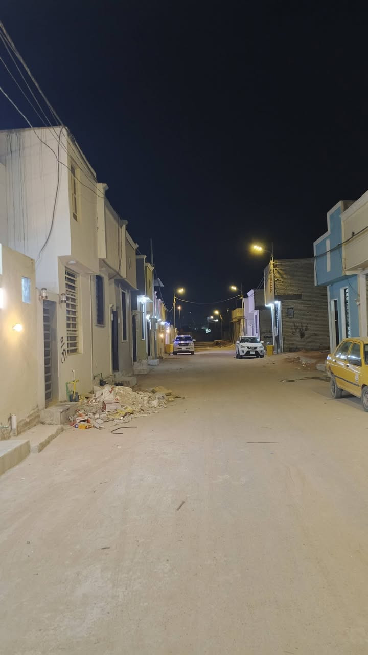 بيت للبيع مساحه 50 مقابيل قريه الغدير زراعي سنه 25 باسمي السعر 23 قريب عالشارع العام صب كونكريت ***********
