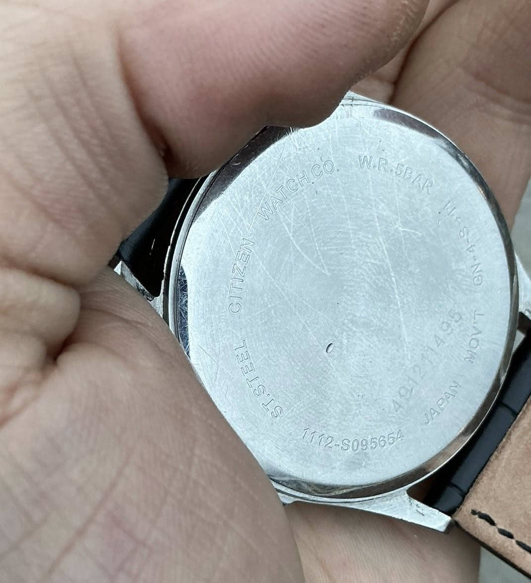 السلام عليكم ساعة ستزن ياباني اصلي
عقارب فسفور
ستانلس ستيل
قطر 42
نافذة للتاريخ
نظافة ممتازة
85 الف


**إذا كنت صاحب هذا الإعلان وتريد حذفه لأي سبب، رجاءا أرسل رسالة إلى الدعم الفني**