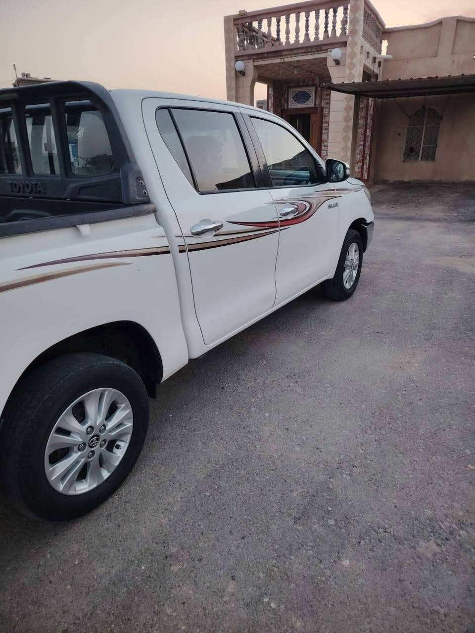 بيكب ٢٠١٦ كويتي اوتماتيك مثنى بسمي
كفاله عامه ماشه ١٧٠ سياره  جديده خير من الله
 سعره ٢٢٥ وبيه مجال  بيع او مراوس 
مكانه السماوه الوركاء ***********
