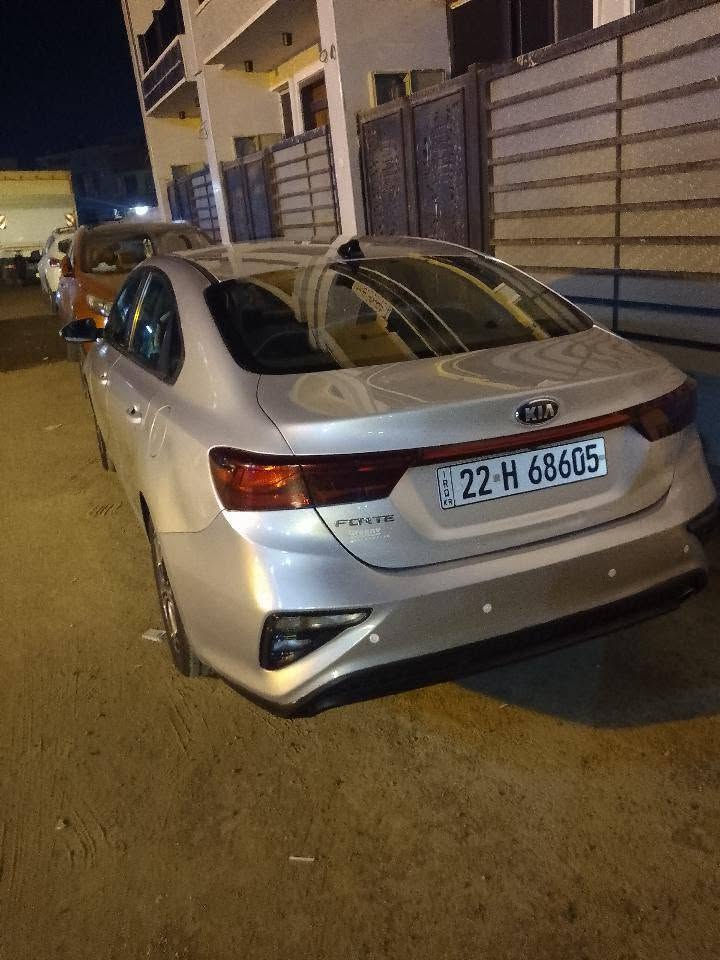 سلام عليكم
كيا فورتي موديل 2020  
حجم المكينه 2000  دوش المرغوب/// الكير At
كير مكينه مكفول صدر أمامي و خلفي جديد تخم تاير جديد تدفئة و تبريد ثلج
المواصفات نص فول/// تحكم ستيرن جهتين/// حاكيه تليفون////
نضام ايكو ////انضمه قياده ////كروز سرعه/// بلوتوث اواكس/////
مانع انزلاق/// ويل كروم بلادي ////لدد أمامي و خلفي/// قياده ذاتيه
شاشه كامره ////حساسات خلفيه
موجود سونر
الحادث جاملغ وبنيد وبيبان ثنين صبغ 
 رقم اربيل
شرط التحويل
العنوان بغداد الدورة 
السعر 106 وبيها مجال بصيط
للإستفسار .      ***********
