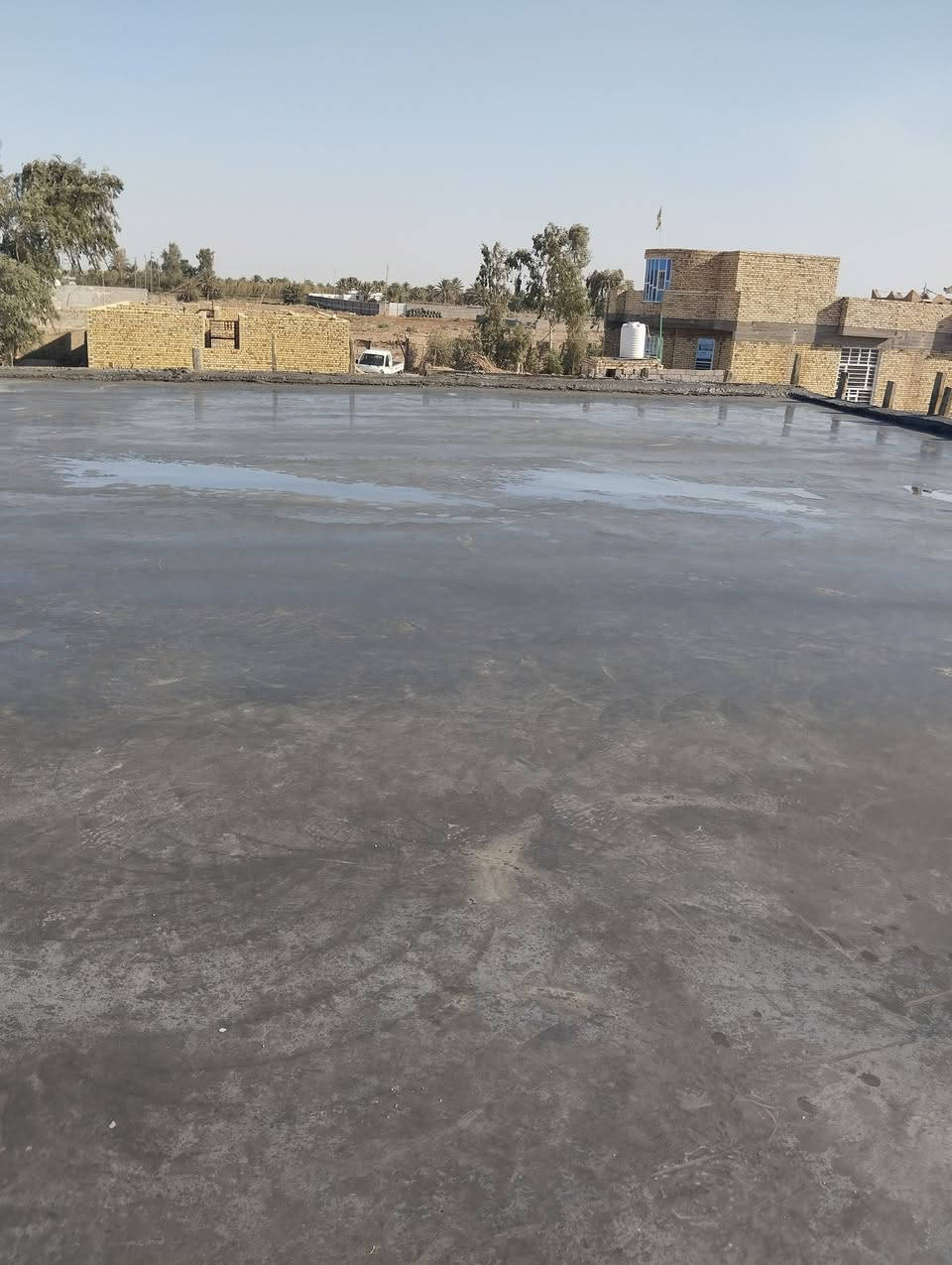 مستعدين سقل ب الهليكوبتر 
كافة أنواع الصب 

شغل درجة اولئ  بنسب السعار 50الف تواصل ***********
