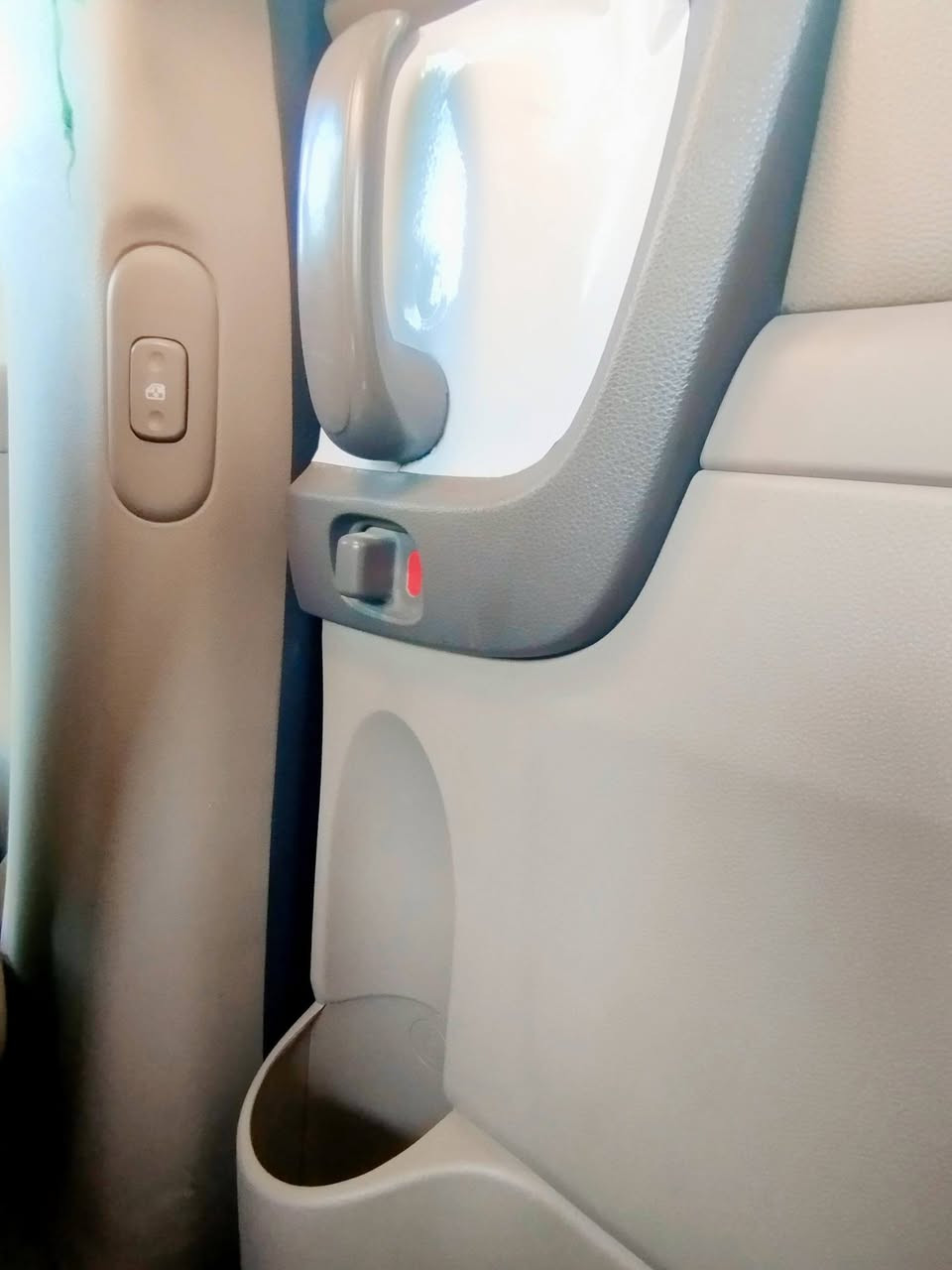 السلام عليكم ...
للبيع فقط

 كيا كرنفال كرنڤال  خليجي. خصوصي ابيض  موديل 2015 ، رقم اربيل الجديد دولي 

بأسمي شرط مداور ...

حداديده جديده ...

تخم تاير جديد ...

سوبايه تفصال ...

منظومه غاز جديده ...

تبريد ،تدفئه بلادي ...

بوب ميكانيك ...

عدد الركاب 8

باقي التفاصيل بالصور. الشراي يتصل وبالخدمه ***********

العنوان :  الديوانية، قضاء المهناوية
