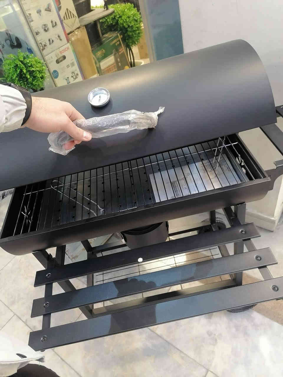 متوفر شواية فحم أوربية باربيكيو العائلية متانة شواية اختصاص جميع المشاوي ضغط مقياس حرارة مناسبة للحدائق والشاليهات للاستفسار *********** واتساب أو خاص
