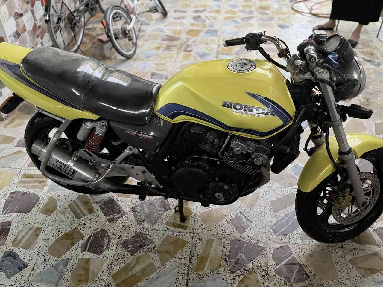 سيبي فور الجيل الثاني الدراجه اوراق المكان ميسان للستفسار الاتصال ***********
