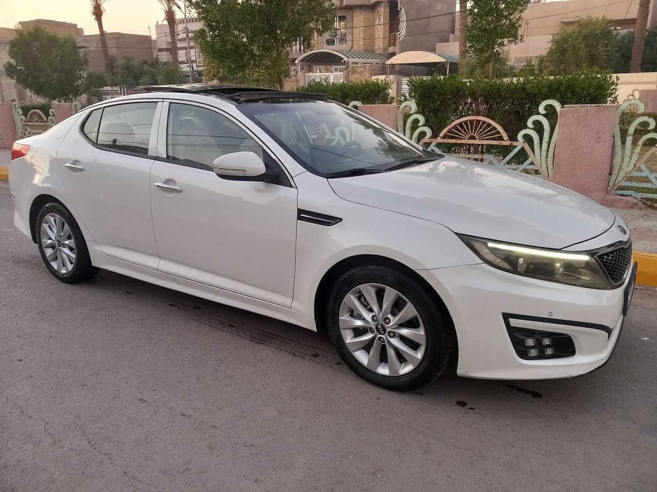 ‏‎السلام عليكم
كيا اوبتيما 2014 شكل ل15

رقم اربيل انگليزي خليجي

كفاله عامه عده البنيد مصبوغ بدون تصليح او ضرر داخلي 

فووول موصفات 

‏‎محرك 2400 مامفتوح 

 بصمه+ بنوراما

شاشه بلاد داخل صاج 

كشنات جلد +كشنات تدفئه استيرن تدفئه +كشنات كهرباء كشن ذاكره 

‎ لايت امامي زينون مع حاجب LED

‏بلاجكتور بقلاوه 

‏‎ ترحيب فتح المرايا اوتماتك عند الاقتراب 

‏ كاميرا خلفية اصل مع حساس خلفي 

 دبل كزوز  مع شعار كيا 

‏ بك لايت LED  

‏ يدات ابواب نيكل داخل وخارج

‏ تحكم ستيرن جهتين فول مع بلوتوث وحاكية وكروس سرعة  مع 3 انضمه للقيادة سبورت- اقتصادي- عادي

‏تبريد قطعتين امامي خلفي

حداديه جديده

تبريد ثلج

السياره جديده وجاهزه من كلشي 

السعر ب152 وبيه مجال جدآ بسيط

العنوان واسط النعمانيه 

موبايل ***********

***********
