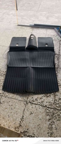 ارضيات تسلا صندوق بسعر 45الف  الاستفسار   07731078642