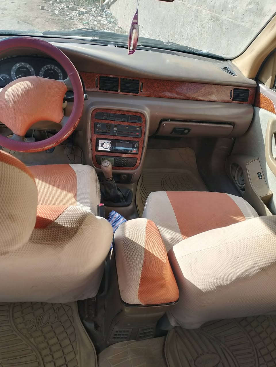 سمند 2011 رقم مثنى سنوية ساقطة تخم تاير نظافة مثل ما موجود بالصور بيها جاملغ أمامي بي تصليح والباقي شوف العين السعر 36 بيها مجال قليل مكاني ديوانية قضاء الشامية الخاص مغلق هذا رقمي  ***********
