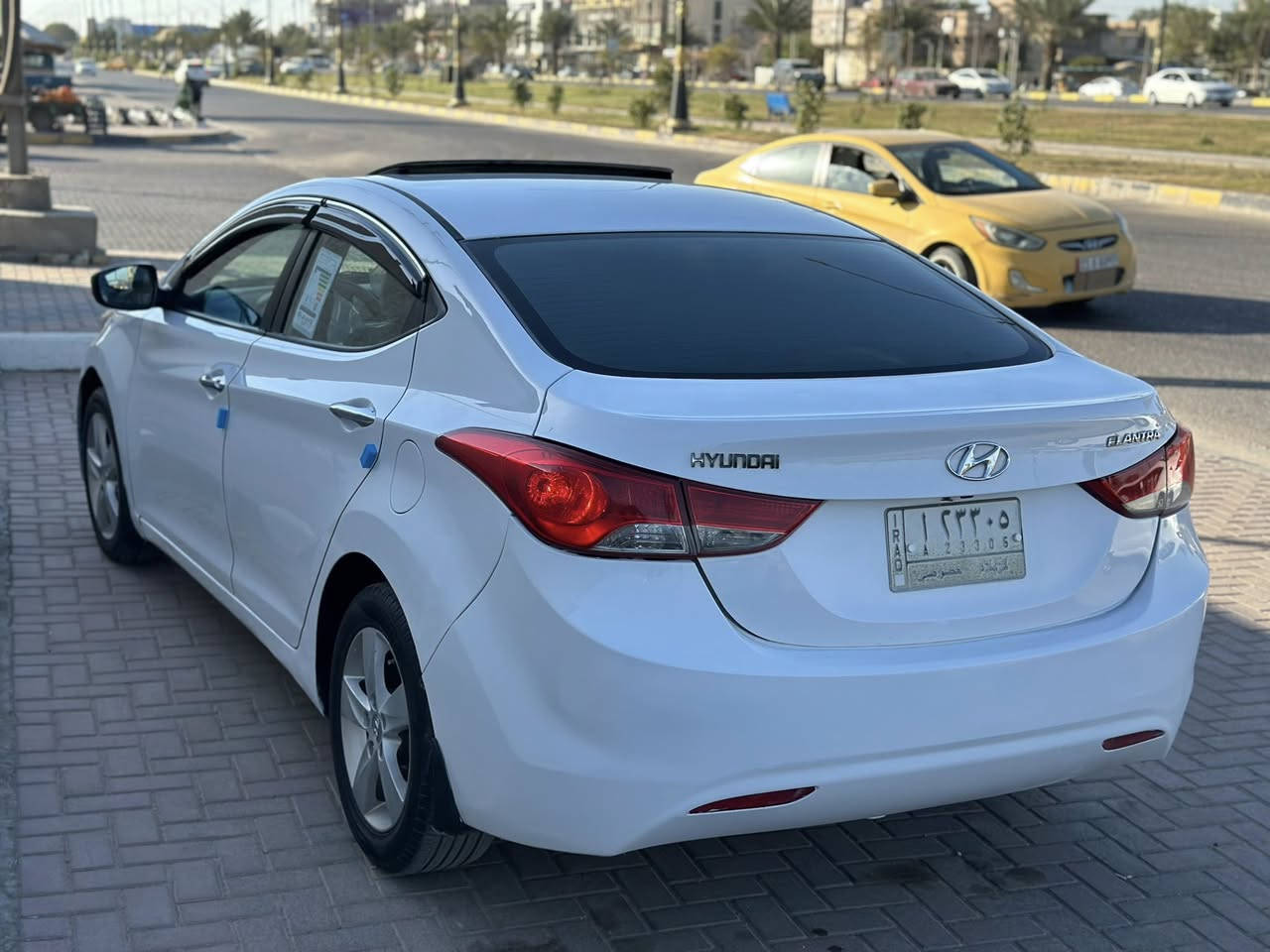 السلام عليكم النتره 2014 خليجي رقم كربلا الماني مكفوله من الضربه صبغ ربع باب سونار موضح بالصوره جاهزه من كلشي مكينه كير حداديه تبريد كله جديد ادامه كامله مكينه 1600 دوش فول مواصفات شاشه فتحه تحكم كامره داخل عسلي مع صاج ويا كروم مكاني كربلا السعر 117 مجال بصيط 
بيع فقط بدون مراوس ***********
السعر 117.
