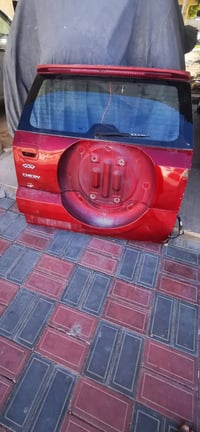 باب صندوق • جهة يمين • مصلّح