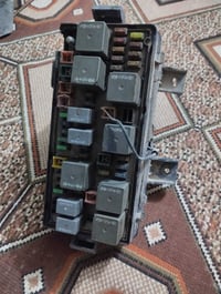 قاعدت فيوزات • شيري فايف