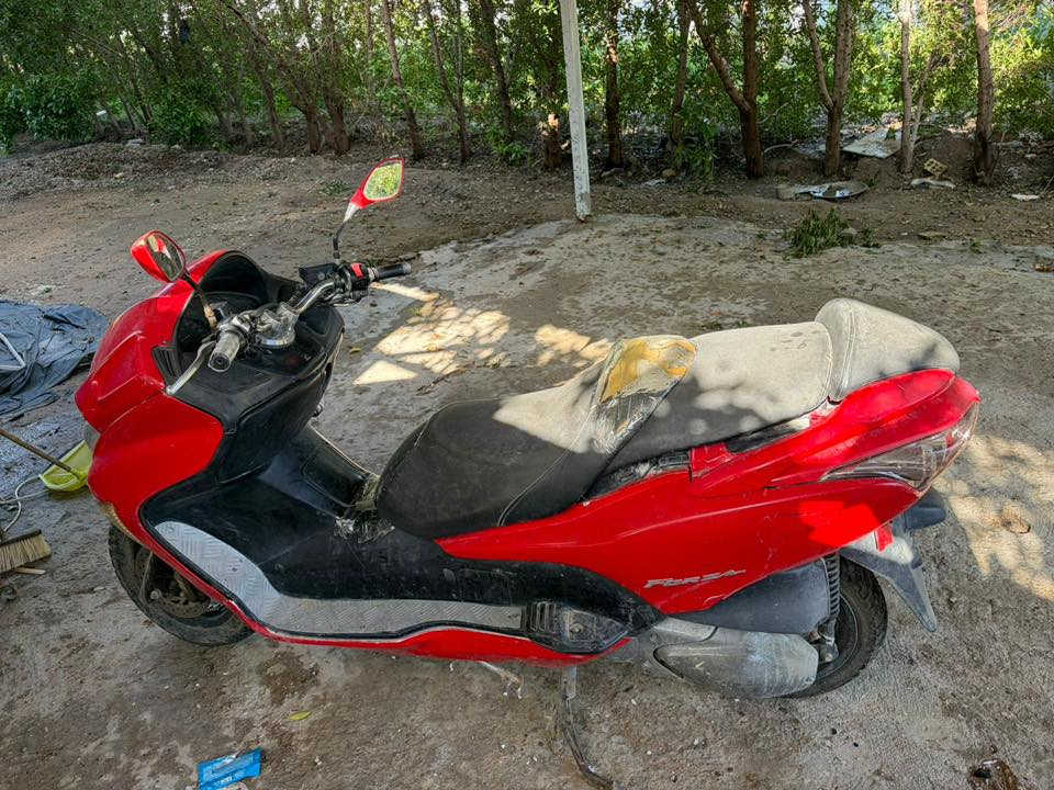 للبيع دراجة فورزه 08
نظيفة كلش وما تحتاج أي صرف

الكفرات 75%

المكينة صافية وممفتوحة

الكير ملغي

دراجة خير من الله، نكرة بكل وكت

مشدود الها صالنصة كاتم

ومعاها صالنصة رياضي

السعر 750

العنوان: المحمودية – ناحية الرشيد

***********

***********
