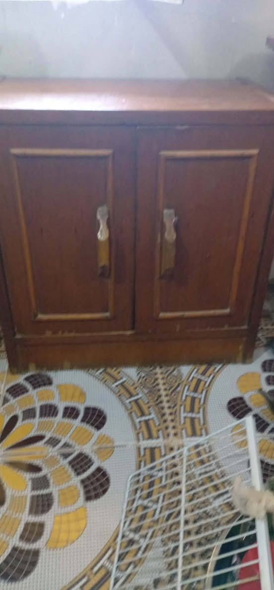 البيع مكلف بلنشر 
بوفيه السعر  ١٠٠
كاونتر ١٠٠
المكينه ١٠٠ 
الميز بلازمه الجبير ٣٥
الصغير ٢٥
كومدي ١٥ خشب


**إذا كنت صاحب هذا الإعلان وتريد حذفه لأي سبب، رجاءا أرسل رسالة إلى الدعم الفني**