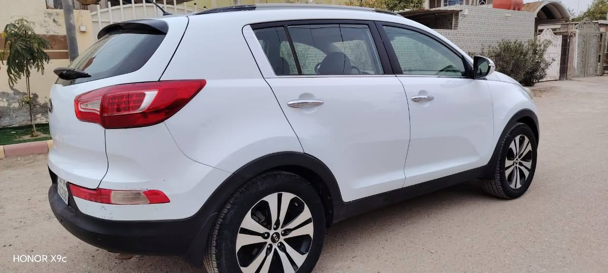 السلام عليكم
سبورتج 2014 خليجي كفاله صبغ وكير ومكينه بيه بارد بسيط هزه وسنويه جديد السعر 155
***********
***********
