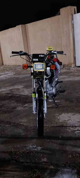 اسلام عليكم شباب تايكر للبيع مديل 26 ما صارله شهر من طالعه من المعرض السعر اتصل على الرقم *********** اتصل وبيك خير ودلل
