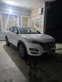 البيع موديل 2020.  رقم اربيل  ماشي ٤٥. علا وضع شركه الكاصد.   فول عده ...