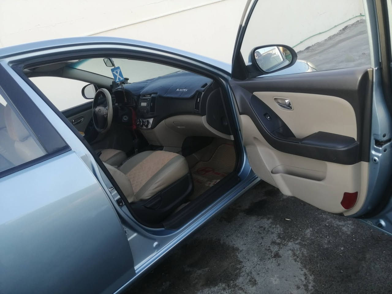 اللبيع مستعجل
سياره انتره مديل ١١ دكشن عالي دوشمه جديده كشنات دوشمه الارضيه ودنتا وصندوك
حدادة عامه
السونر موجود
السعر ١٠٥
سياره موجودة بغداد كماليه
***********
