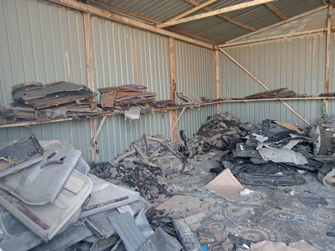 تفصيخ ياباني تصفيه كل الموجود داخل جملون البيع اي استفسار عله رقم عله لمنشور *********** بسعر مناسب
