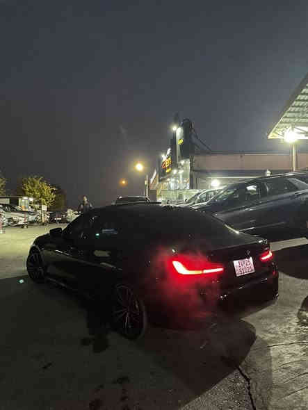 BMW   330E
2023
PLUG  IN  HYBRID 
292$
***********
*********** مرغصور
