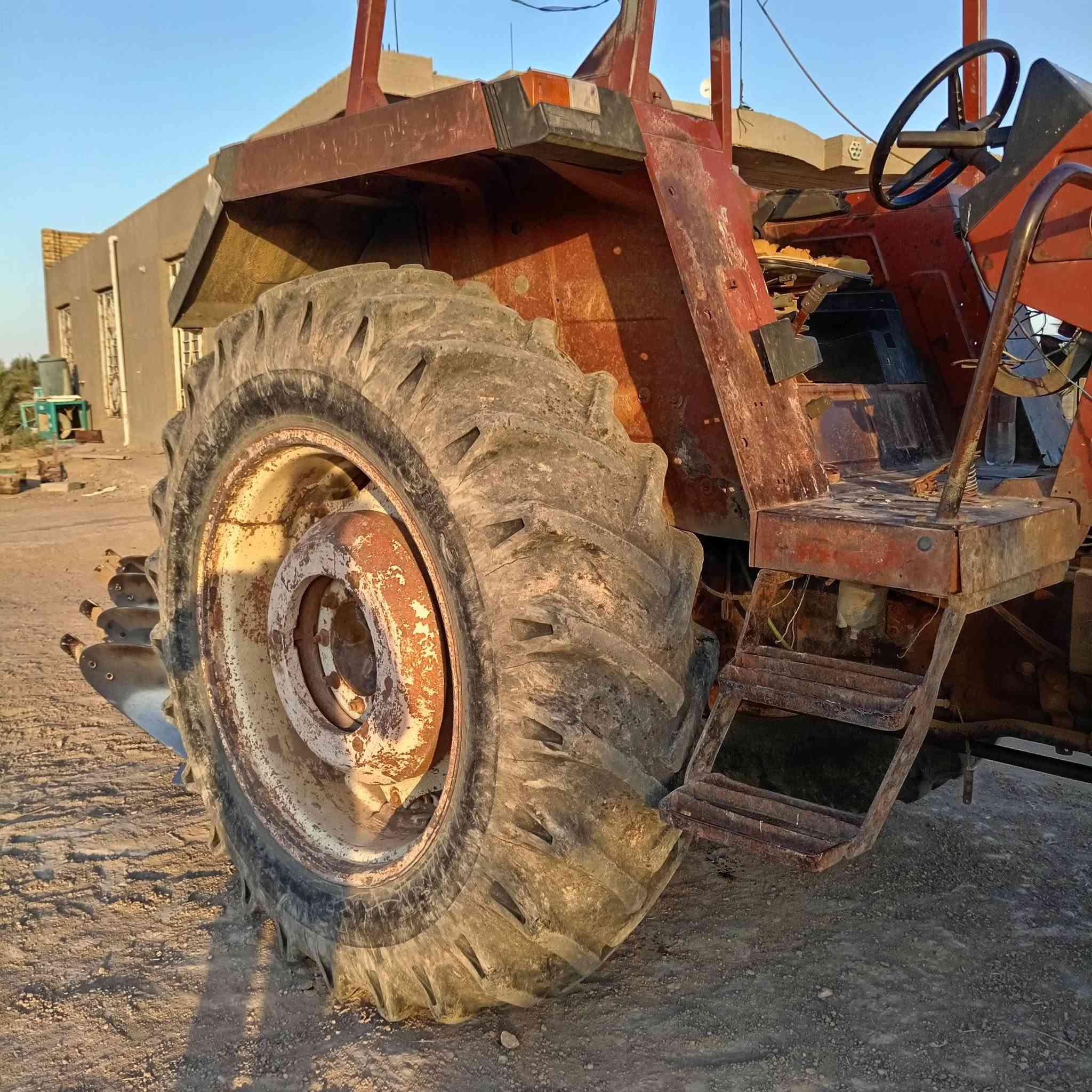 🚜 مكينه كاروبه فيات 115 صدامي للبيع
📌 الموديل: 1986
⚙️ الكير: عادي
🔧 المكينه: كدام عينك
🛠️ حالة العمل: شغاله وتخدم
🛞 الإطارات حالتها زينه
📍 المعاينه على الطبيعه
💰 السعر: على السوم / قابل للتفاوض... الرقم ***********

