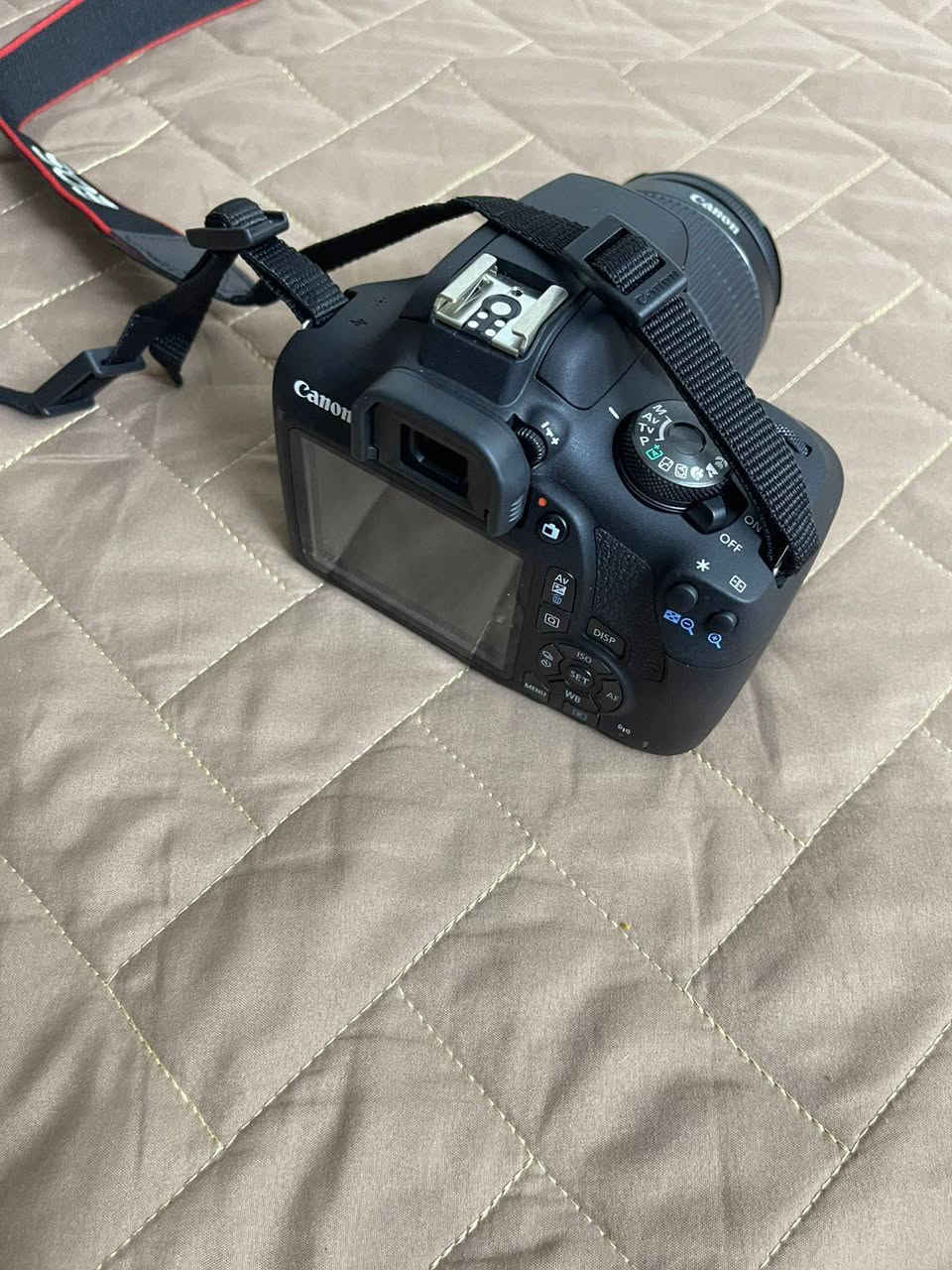 كامرا  نوع كانون للبيع D2000 جديدة ما مستخدمة


**إذا كنت صاحب هذا الإعلان وتريد حذفه لأي سبب، رجاءا أرسل رسالة إلى الدعم الفني**