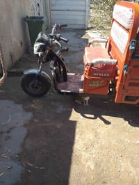 ستوتة شحن للبيع مديل ٢٢ كاملة السعر مليون وبيهة مجال اتصل ٠٧٧٠٣٩٢٣٥٣٨