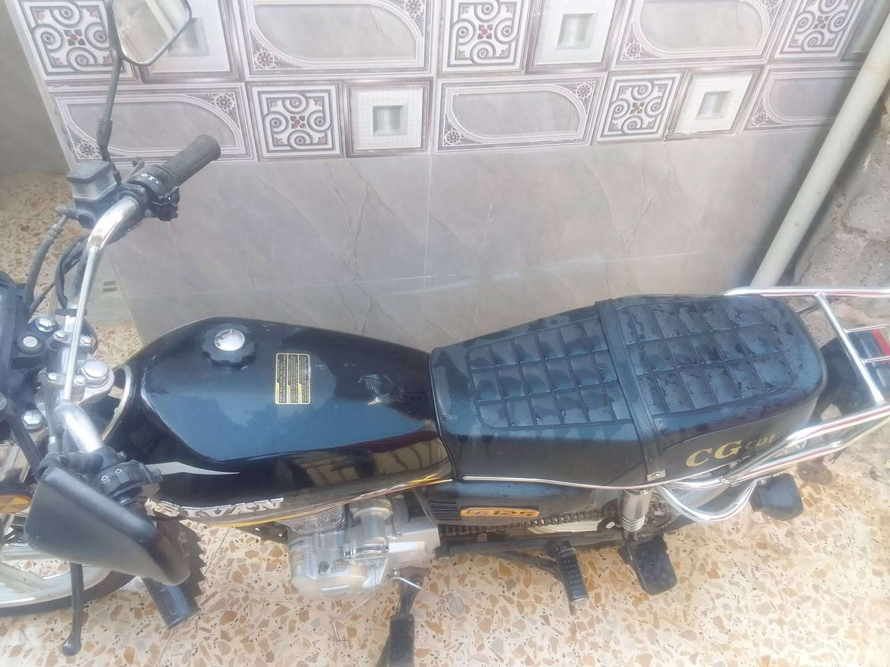 دراجه ايراني للبيع موديل 21 سعر 450 الف بيه مجال بصط لشراي يتواصل واتساب او يتصل ***********
مكاني الفلوجه حي الجغيفي الثانيه
