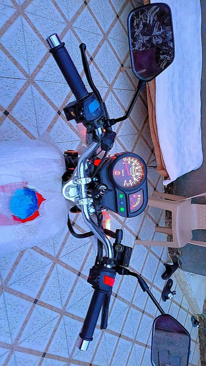 السلام عليكم دراجه سونلنك 2026 للبيع ماصارلهه ١٠ ايام طالعه من الوكيل السعر [مليون ] ممتواجد خاص ***********
