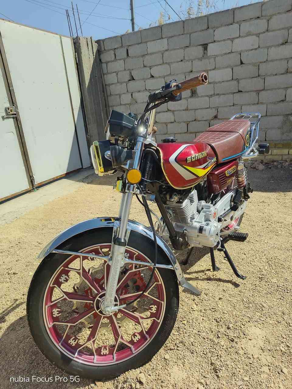 سلام عليكم شباب
دراجه سيفان سونك موديل 2025
دراجه كامله مكمله ما عوزها اي شي
دشبول الكتروني بريك امامي دسك 
دراجه بعدهي وكالهه الله شهاد  صارللها ثلاث اشهر من مطلعيها من المعرض ماشيه 
3200الف حقيقي السعر 750قفل قفل الاستفسار عله هذا الرقم *********** مكاني طويرج
