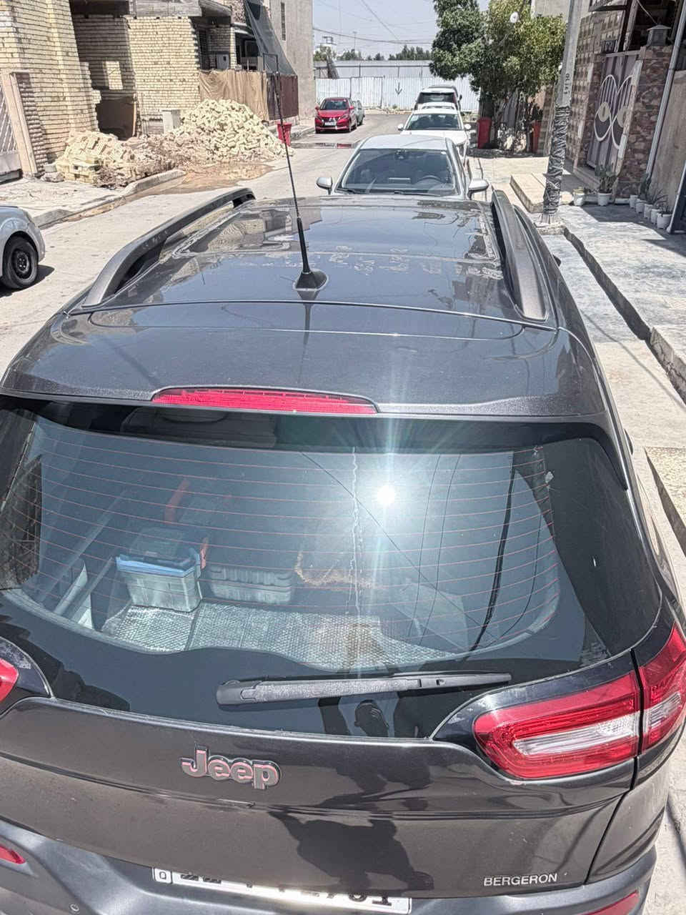 جيب بزون 16 فول 114 وبيها مجال بسيط من رخصة الادمن 
جماعة 100 و 105 لاتوصل 
***********
كلشي موضح بالصور والفيديوهات
