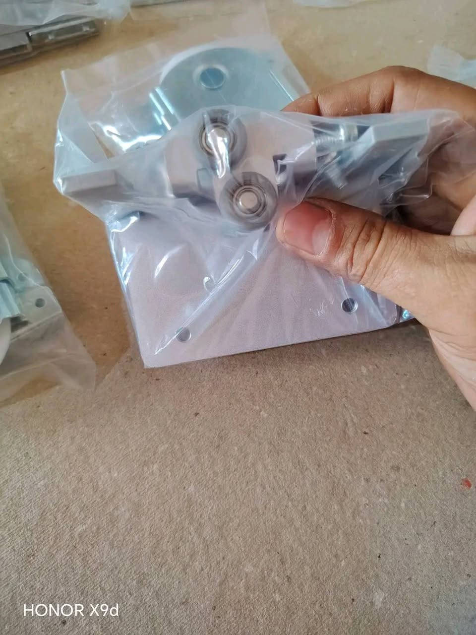 نجار غرف نوم تركي 🇹🇷🇹🇷 ماليزي مصري وعراقي معا كادر فني متخصص في مجال تصليح واتنصيب غرف نوم ***********
***********
معا كيه 🚚🚚 حمل نقل جميع محافظات 
مواد تصليح واتنصيب جميع انواع الثاث
