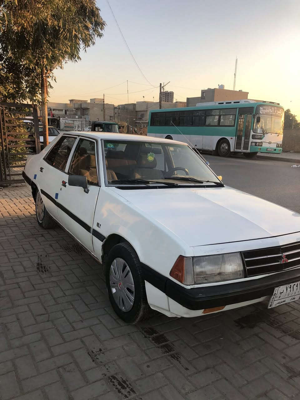 للبيع السياره جاهزه من كلشي مديل 82 
مكينه وكير جدد 
كهربايات كلهة شغاله 
صدر امامي خلفي جديد 
تحويل مباشر/ مشروع وطني 
السياره كلهة بلاديه 
مكاني بغداد 
السعر 45 ورقه 
***********
