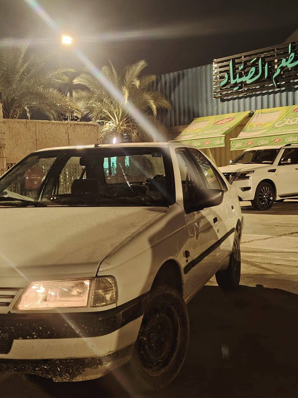 بيجو 405 رقم نجف انگليزي موديل 12 سيارة جاهزة مكينه وكير وتخم تاير تبريد كلشي شغال
بيها جاملغ وبنيد صبغ بدون دواخل 
مال جناي ماشيه 180 حقيقي 
سعر 42$
مجال قليل 
*********** للاستفسار
