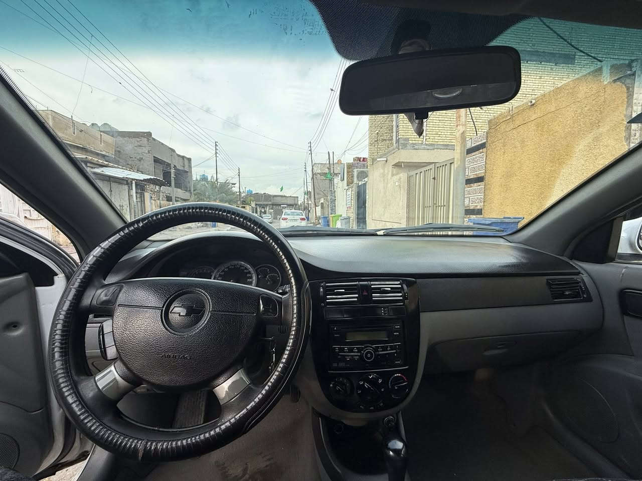 السلام عليكم
اوبترا موديل 2010 باسمي

سياره جديده مكفوله من كلشي فقط بيه شخطين بالجاملغ الخلفي مثل ما موجود بالمنشور 

سياره ما متعوبه
لا خياس ولا صبغ

سياره مكفوله حداديه كله جديده

السعر 78 وبيه مجال قليل

بغداد شهداء العبيدي 

***********
