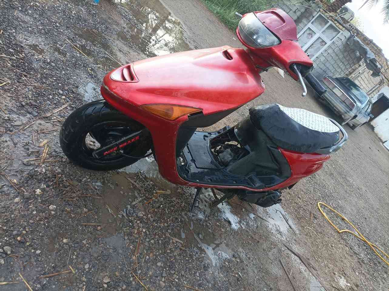 فراشه للبيع مكفوله نكرت سلف محركها مكفول ماعايزه برغي
مكاني دوانيه مهناويه سعر 300وبيه مجال 

0786 031 7452
