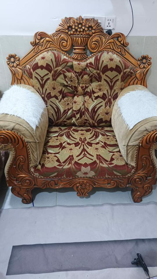 تخم للبيع نظيف جدا مثل مموضح بالصور السعر200 حله ابو غرق استفسار
***********
