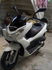 بي سي اكس جيل اول موديل2017 حساسات كله شغاله شلعه ومعدل فول ماشيه31الف...