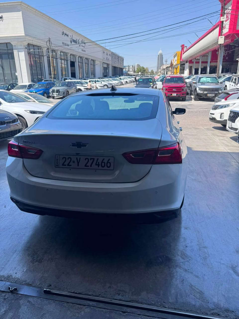 للبيع شوفرليت ماليبو  LT 2024 
رقم أربيل دخول جديد
 ضررها قطعتين تبديل البنيد وقبغ الجنطه شواصي الغود مكفوله (طاك ايرباك دركة ) 
موصفاتها معروفة حساسات امامي خلفي رادار تصادم تشغيل عن بعد شاشة كاري بلاي حجم كبير هندبريك بصمة السيارة جاهزة من كلشي أي نقص مابيها
 باسم شركة تريد وكالة تريد تحويل إني حاضر السيارة حاليا بأربيل ماشية 30 ألف 
صور الحادث مرفقة مع المنشور
السعر 123 ورقة $
 للاستفسار الاتصال  *********** 
مكاني بغداد بغداد, العراق
