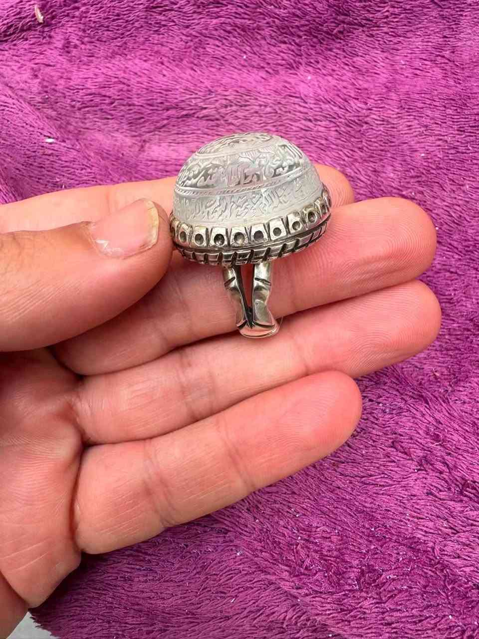 سلام عليكم در النجف قديم طبيعي خط (ايه الكرسي ) صياغه ثقيله للبيع مكاني بغداد


**إذا كنت صاحب هذا الإعلان وتريد حذفه لأي سبب، رجاءا أرسل رسالة إلى الدعم الفني**