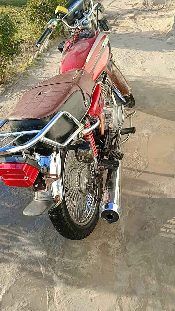 دراجه تايكر للبيع موديل 20 أوراق امولي  مابيه اي نقص للستفسار اتصل ***********
