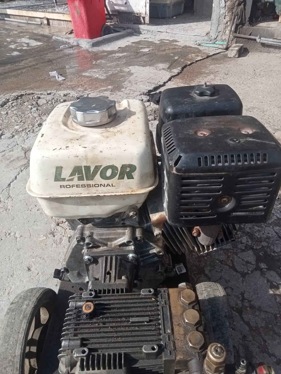 سلام عليكم مكينة 750 مضخة ايطالي مكينة ياباني نقص صوندة علشغل مكاني بغداد مدينة الصدر قرب سوق الطيارة 
***********
