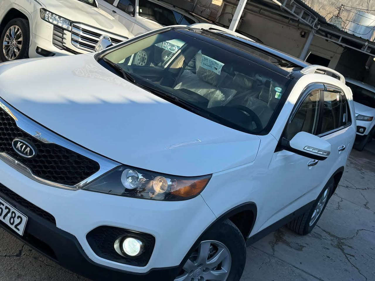 نوع السياره كيا سورنتو 
موديل 2012
مواصفات پانوراما 
تحكم استيرن
محرك 4. 2400
بدون صبغ
سونر مرفق
للاستفسار ***********
العنوان ديالى خانقين / معرض خانقين للسيارات خناقين, ديالى
